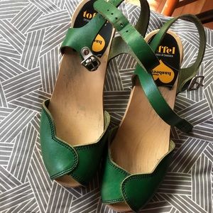 Swedish hasbeens clogs